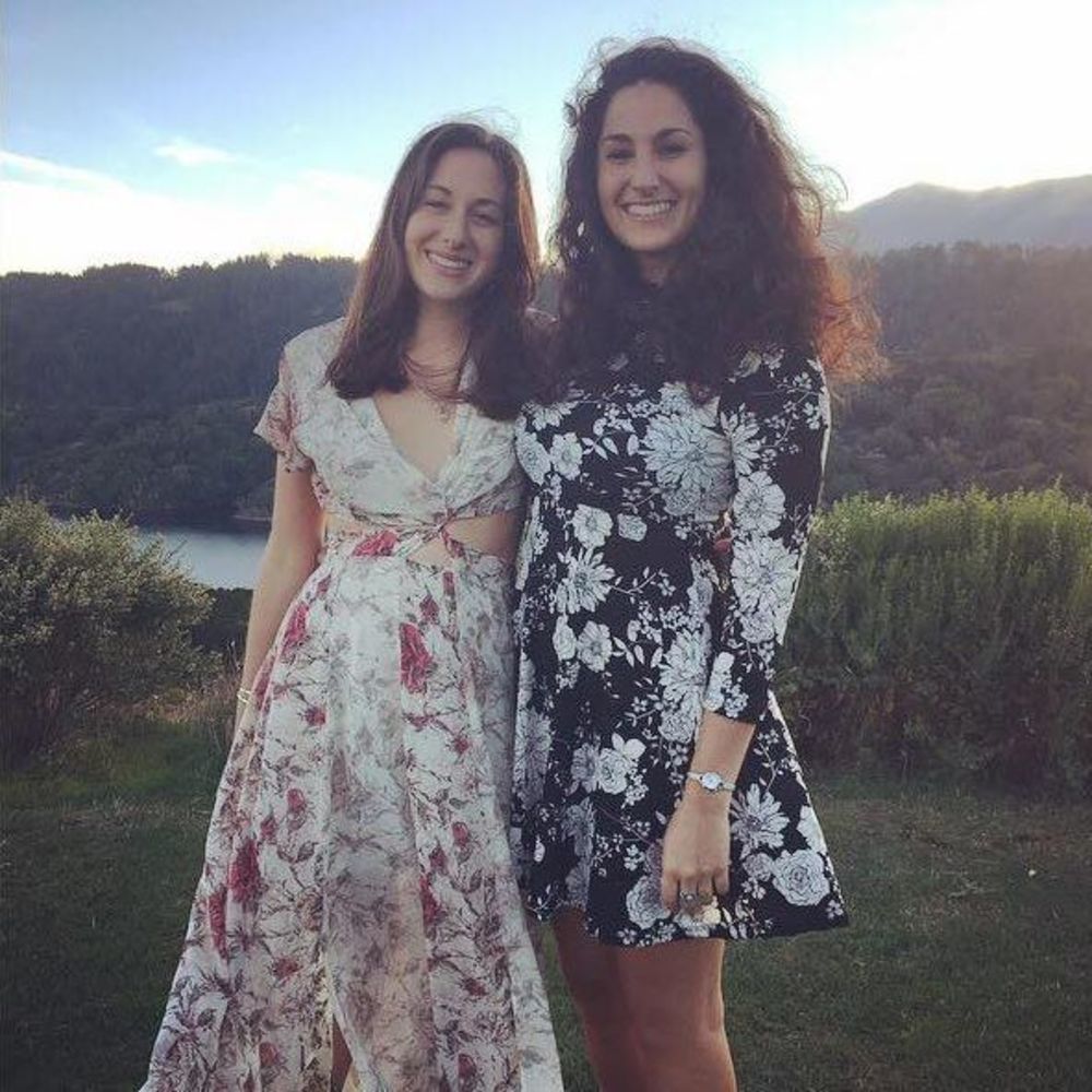 Meet your Posher, Ari